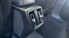 Volvo XC40 2.0 B4P Ultra Dark 5dr Auto Petrol Estate